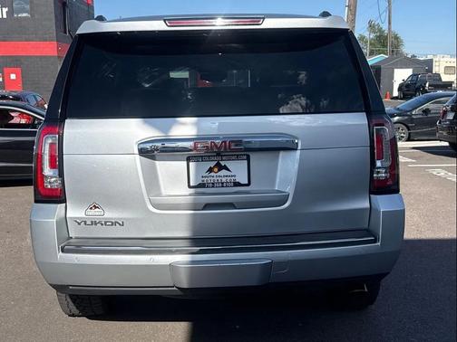 Quicksilver Metallic 2016 GMC Yukon Denali