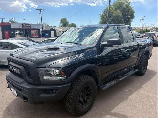 Brilliant Black Crystal Pearlcoat 2017 RAM 1500 Rebel
