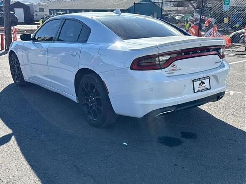 2016 Dodge Charger SXT