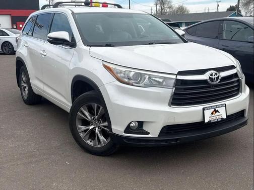 Blizzard Pearl 2015 Toyota Highlander LE