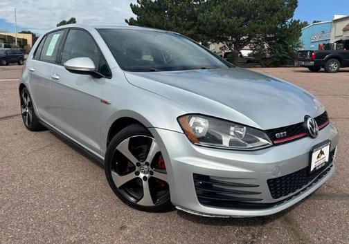 2015 Volkswagen Golf GTI 2.0T S 4-Door