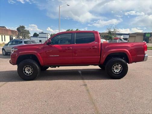2017 Toyota Tacoma SR5
