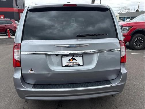 Billet Silver Metallic Clearcoat 2014 Chrysler Town & Country Touring