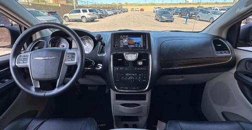 Billet Silver Metallic Clearcoat 2014 Chrysler Town & Country Touring
