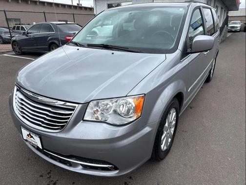 Billet Silver Metallic Clearcoat 2014 Chrysler Town & Country Touring