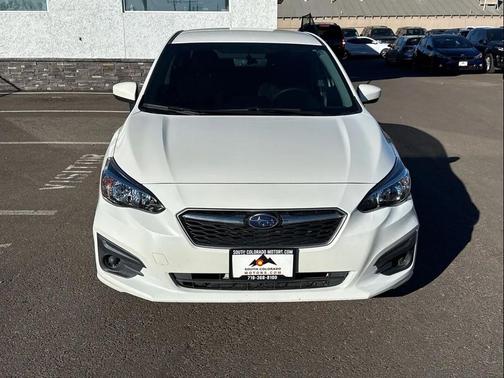 2019 Subaru Impreza 2.0i Premium