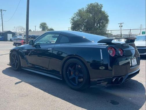 2013 Nissan GT-R Premium