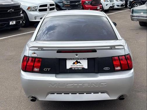 Silver Clearcoat Metallic 1999 Ford Mustang GT