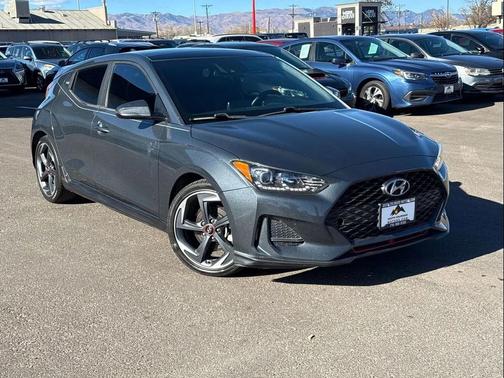 2019 Hyundai Veloster Base