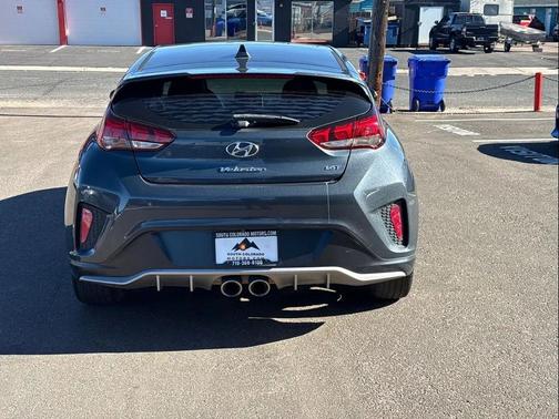 2019 Hyundai Veloster Base