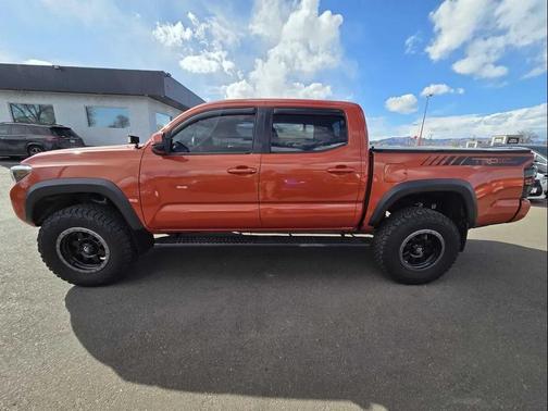 2018 Toyota Tacoma TRD Sport
