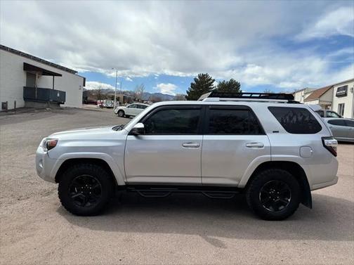 2017 Toyota 4Runner SR5