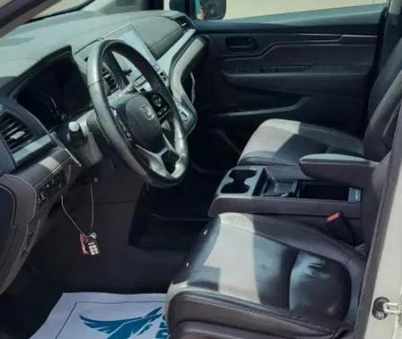 White Diamond Pearl 2019 Honda Odyssey EX-L