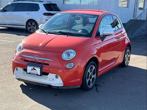 2017 FIAT 500e Battery Electric