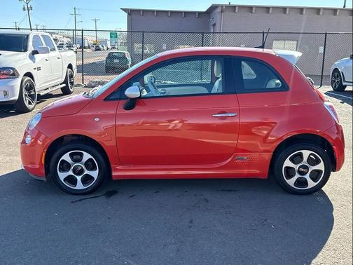 2017 FIAT 500e Battery Electric