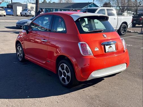 2017 FIAT 500e Battery Electric