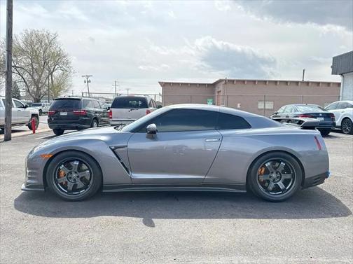 2015 Nissan GT-R Black Edition