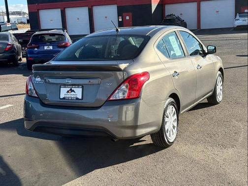 2017 Nissan Versa 1.6 SV