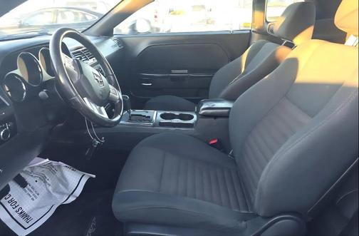 2013 Dodge Challenger SXT