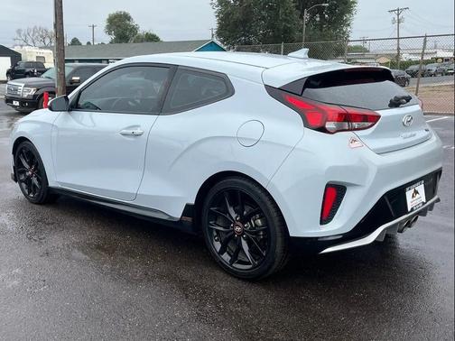 2020 Hyundai Veloster Base
