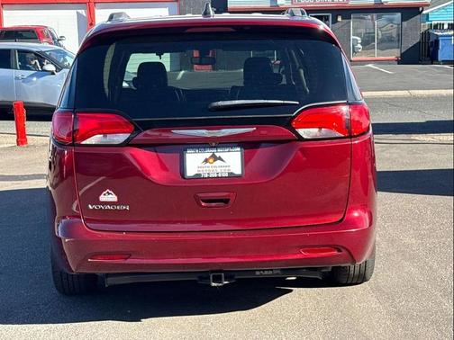 2021 Chrysler Voyager LXI