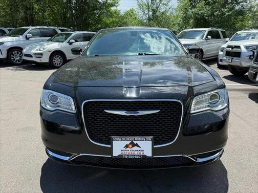 2018 Chrysler 300 Touring