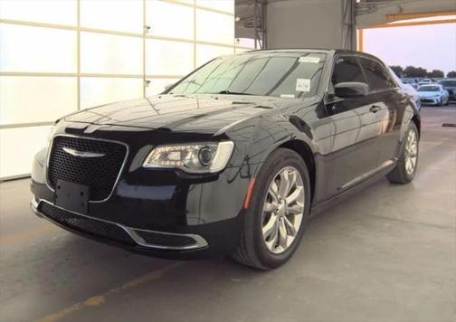 2018 Chrysler 300 Touring