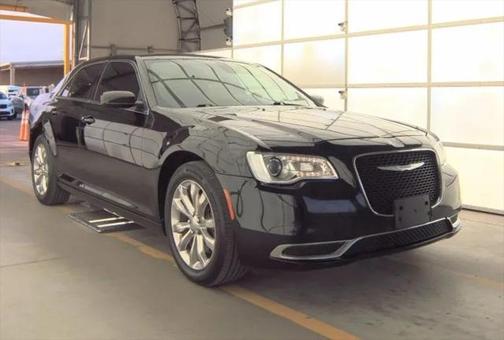 2018 Chrysler 300 Touring