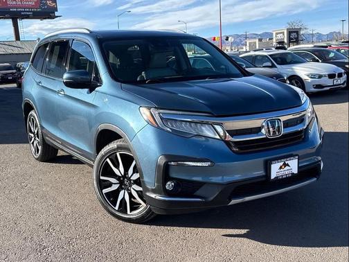 2019 Honda Pilot Touring 8-Passenger