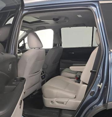 2019 Honda Pilot Touring 8-Passenger