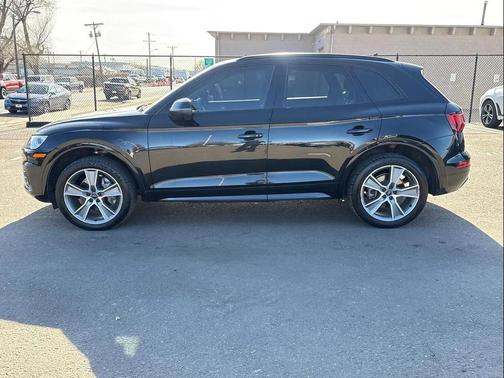 2020 Audi Q5 45 Premium Plus