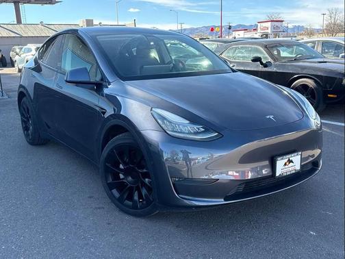 2021 Tesla Model Y Long Range Dual Motor All-Wheel Drive