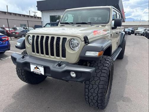 Gobi Clearcoat 2020 Jeep Gladiator Sport S