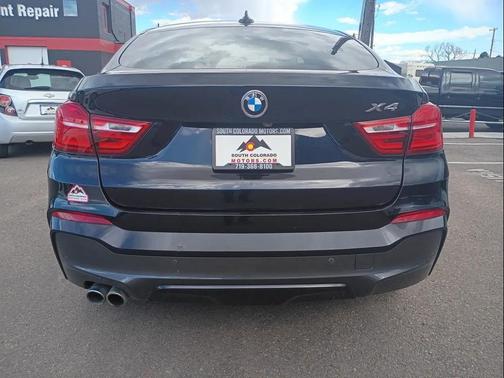 Black 2018 BMW X4 xDrive28i