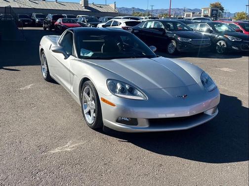 2005 Chevrolet Corvette Base