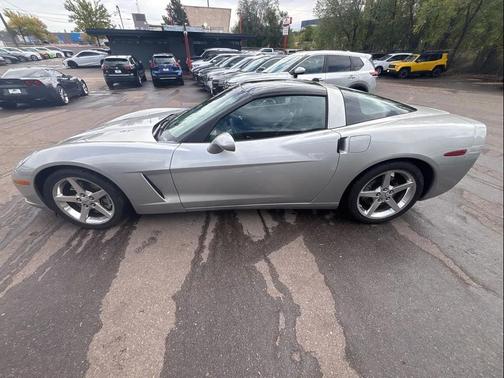 2005 Chevrolet Corvette Base
