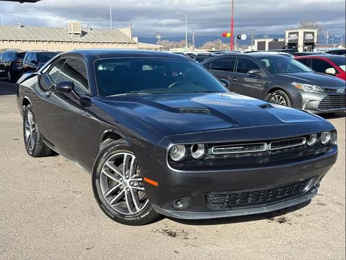 2019 Dodge Challenger SXT