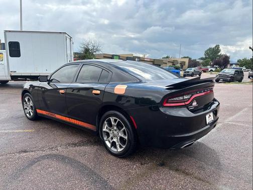 2015 Dodge Charger SE
