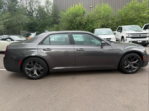 2023 Chrysler 300 S