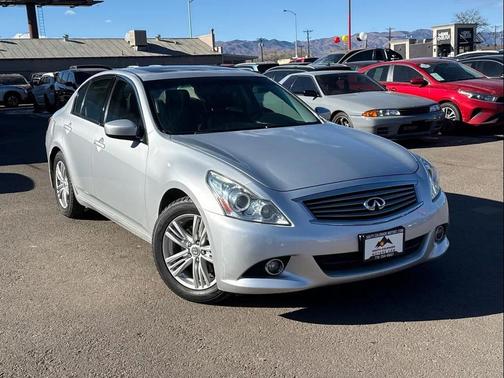 2012 INFINITI G37 Journey