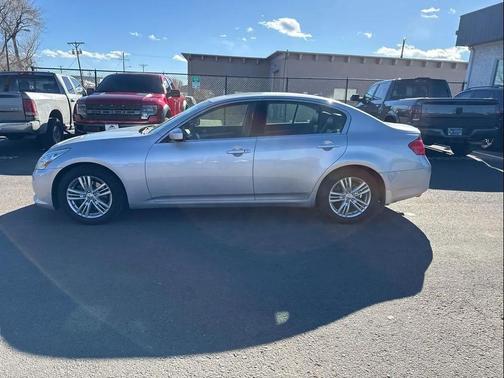 2012 INFINITI G37 Journey