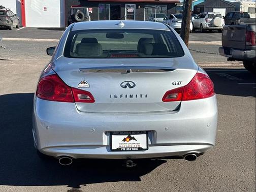 2012 INFINITI G37 Journey