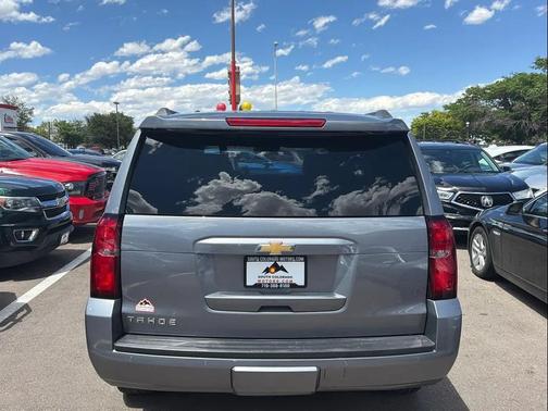 Silver Ice Metallic 2018 Chevrolet Tahoe LT