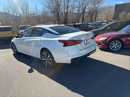 2021 Nissan Altima SR Intelligent AWD