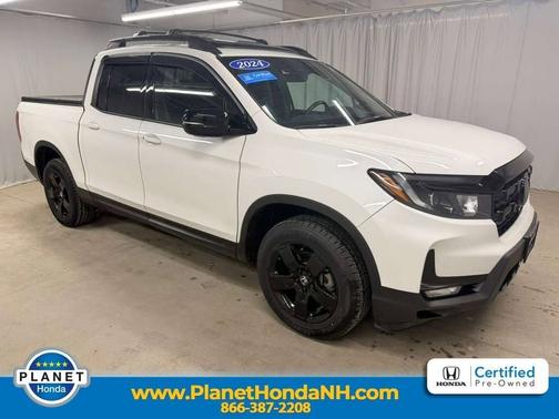 Platinum White Pearl 2024 Honda Ridgeline