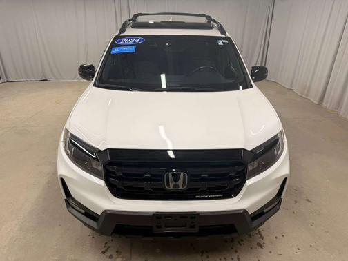 Platinum White Pearl 2024 Honda Ridgeline