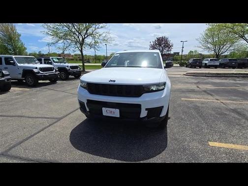 2025 Jeep Grand Cherokee L Altitude