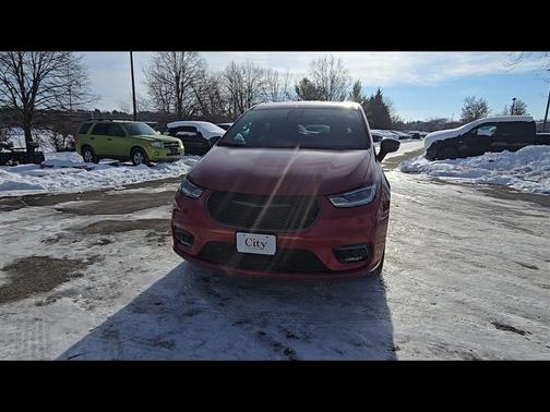 2026 Chrysler Pacifica L