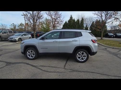 2025 Jeep Compass Latitude