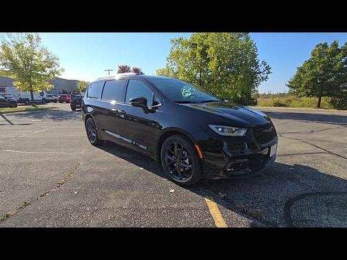 2026 Chrysler Pacifica Limited